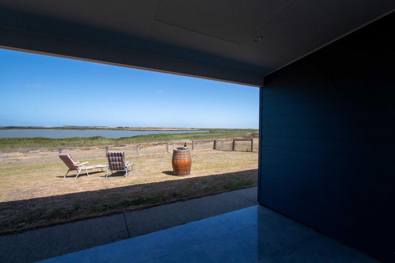 Holiday home Coorong Island Retreat - Farm At Pet Friendly *