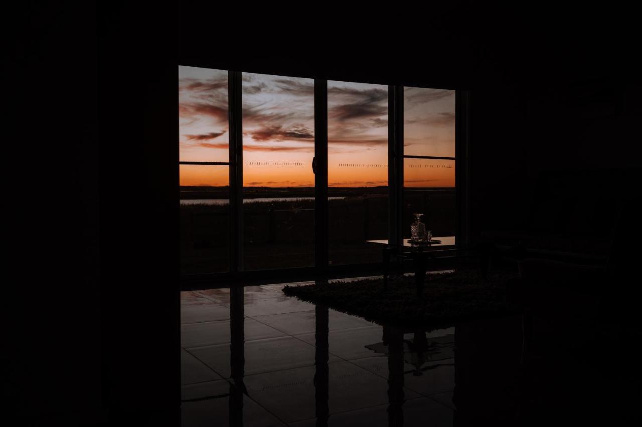 Coorong Island Retreat - Farm At Pet Friendly Meningie